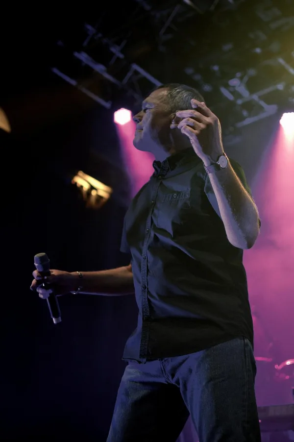 UB40