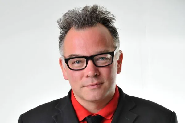 Stewart Lee