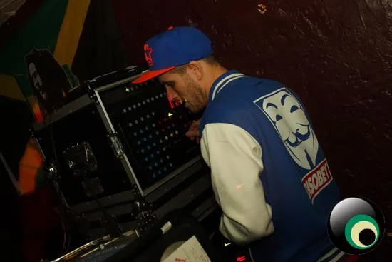 Bassjam ft. Serial Killaz
