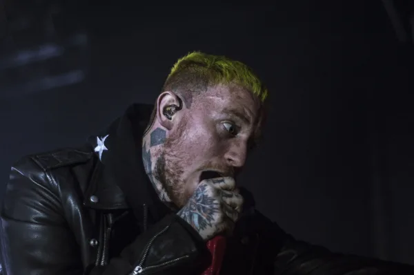 Frank Carter and the Rattlesnakes