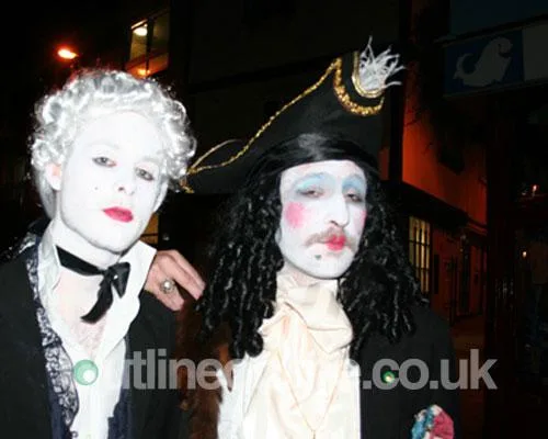 Birdcage Halloween 2008