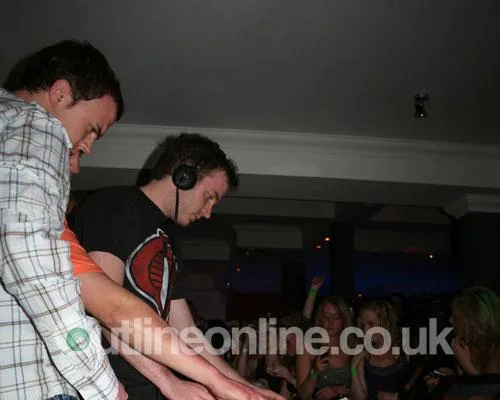 Max & OB