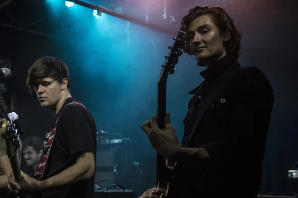 Nothing But Thieves