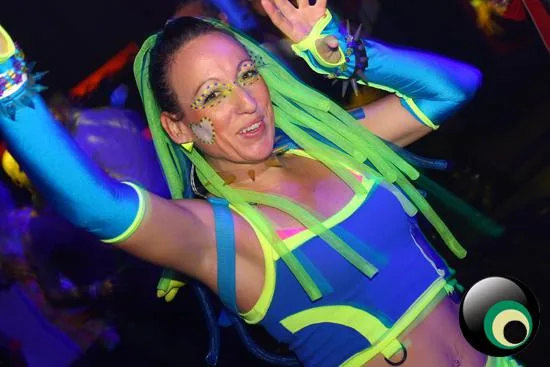 I love hard dance