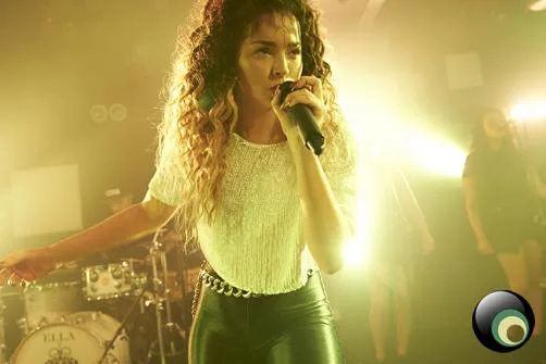 Ella Eyre