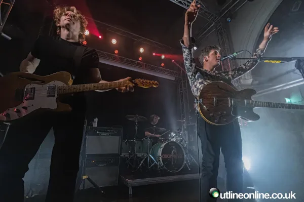 Circa Waves