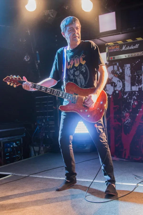 Stiff Little Fingers