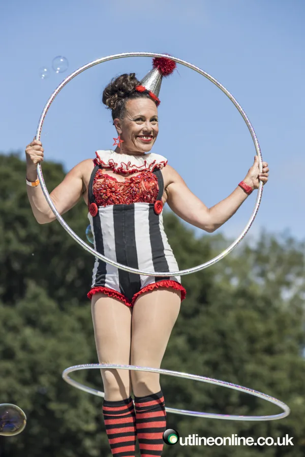 Rock'n'Roll Circus: Circus and Crowds