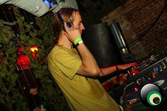 Bassjam ft. Remarc & Aries