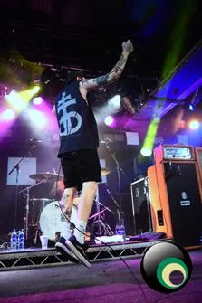 Neck Deep