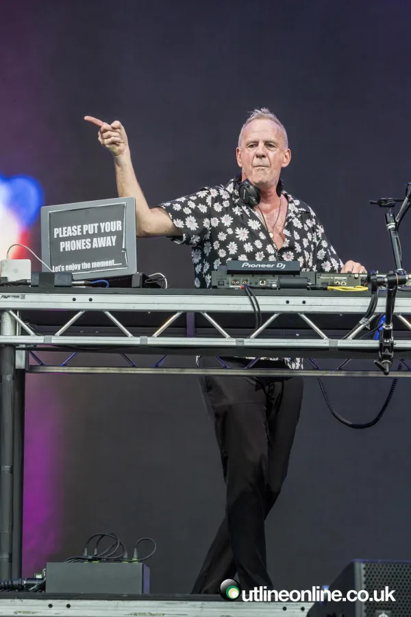 Fatboy Slim - Forest Live