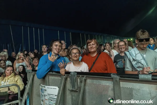 Rock'n'Roll Circus: Circus and Crowds