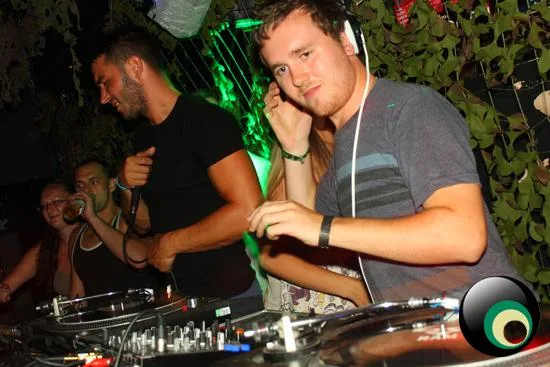Bassjam ft. Remarc & Aries