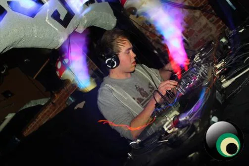 Bassjam ft. Benny Page