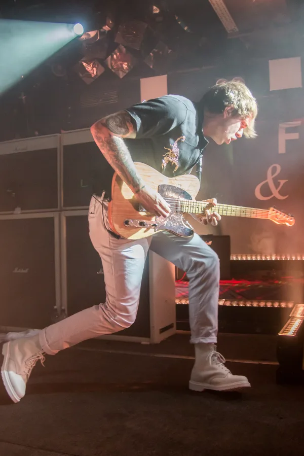 Frank Carter and the Rattlesnakes