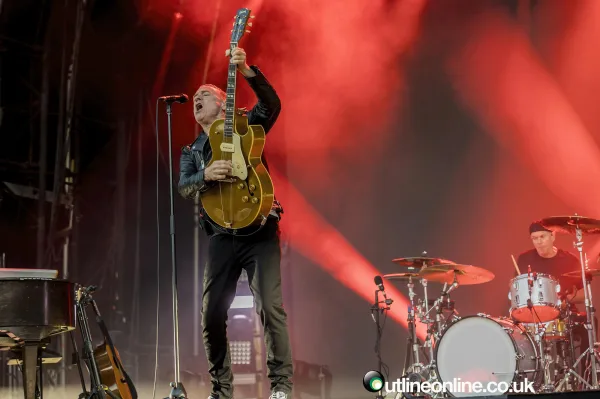 Bryan Adams