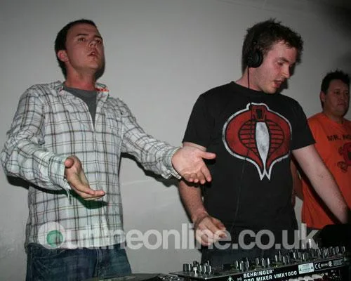 Max & OB