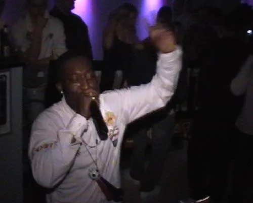 DJ EZ