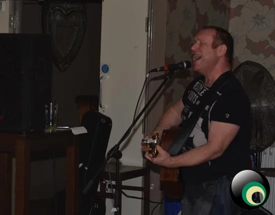 Tom Hingley
