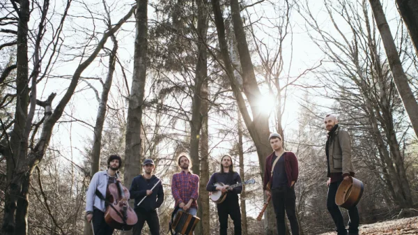 Sam Kelly & The Lost Boys and Honey & The Bear