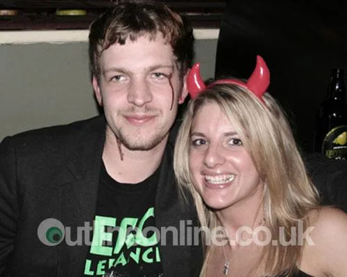 Birdcage Halloween 2008