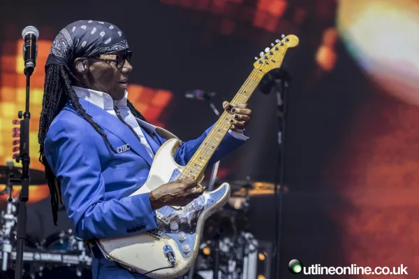 Nile Rodgers & Chic- Forest Live