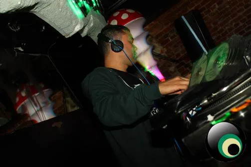 Bassjam ft. Benny Page