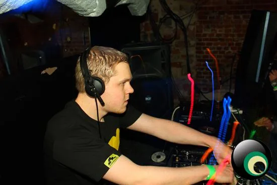 Bassjam ft. Serial Killaz