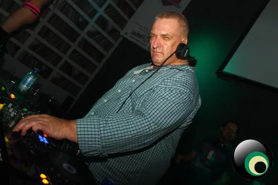 I love hard dance