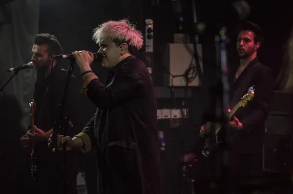 Nothing But Thieves