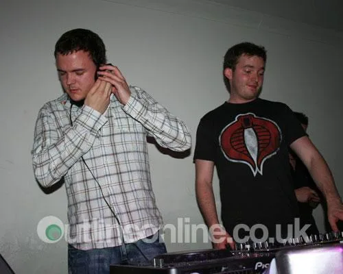 Max & OB