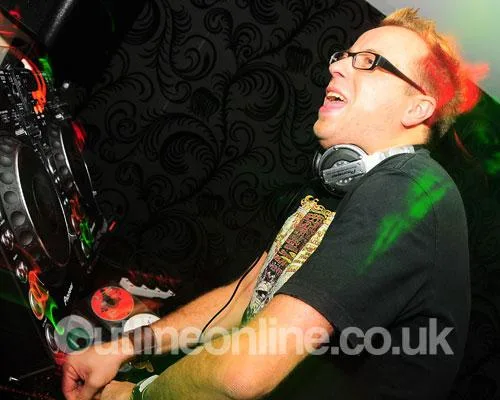 Various Nights Qube 130609 Paul Bayfield