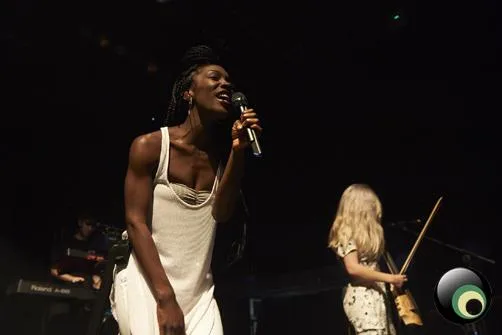 Clean Bandit