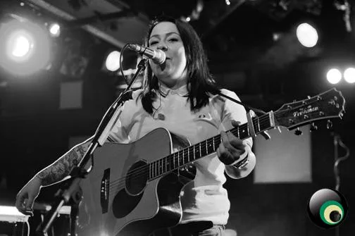 Lucy Spraggan live