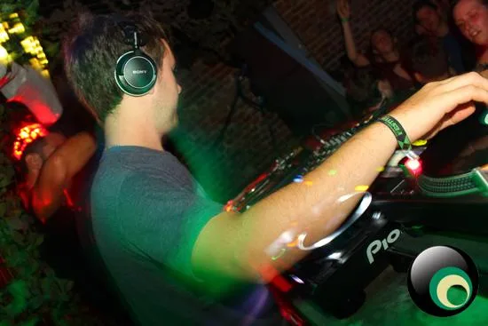 Bassjam ft. Remarc & Aries