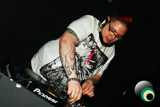 I love hard dance