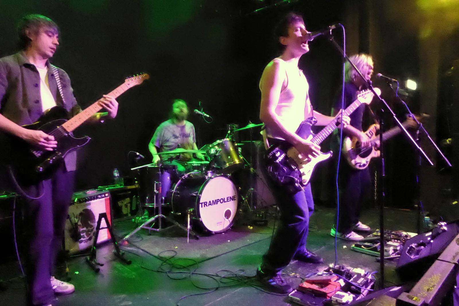 Trampolene