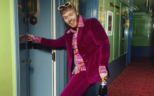Finlay Christie: Champagne Casanova