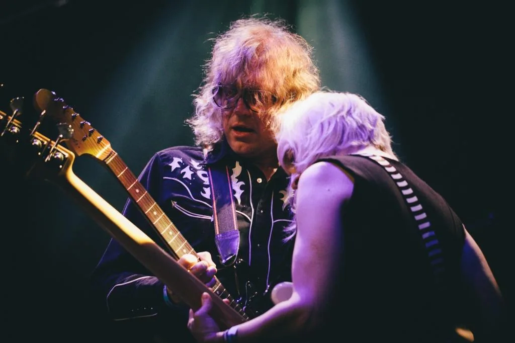 The Besnard Lakes