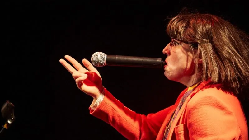 Dulce Duca: Don’t Stand Up