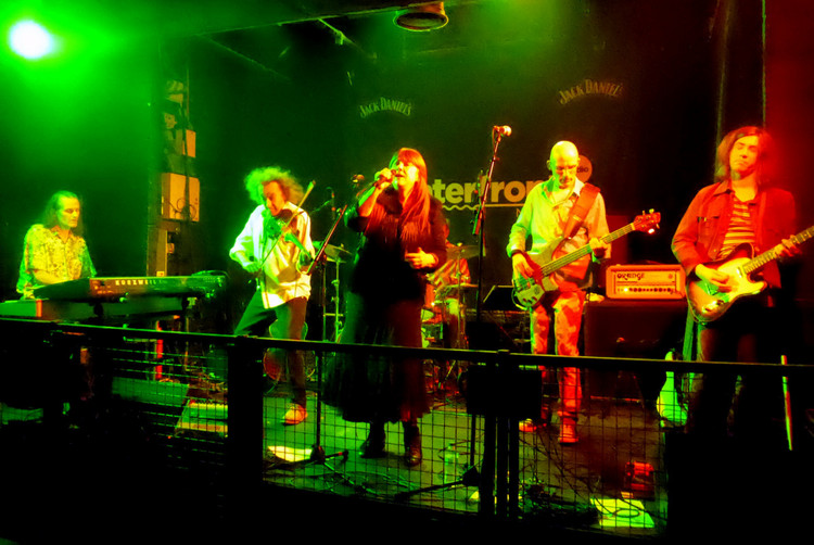 Curved Air