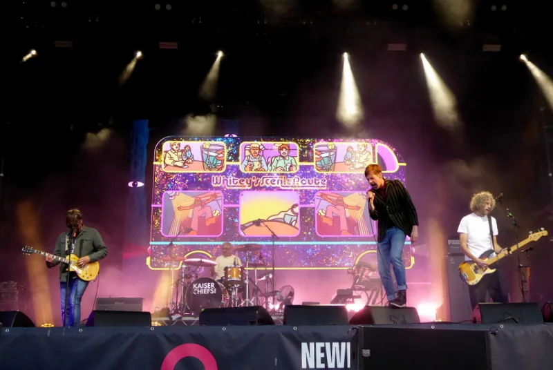 Newmarket Nights - Kaiser Chiefs