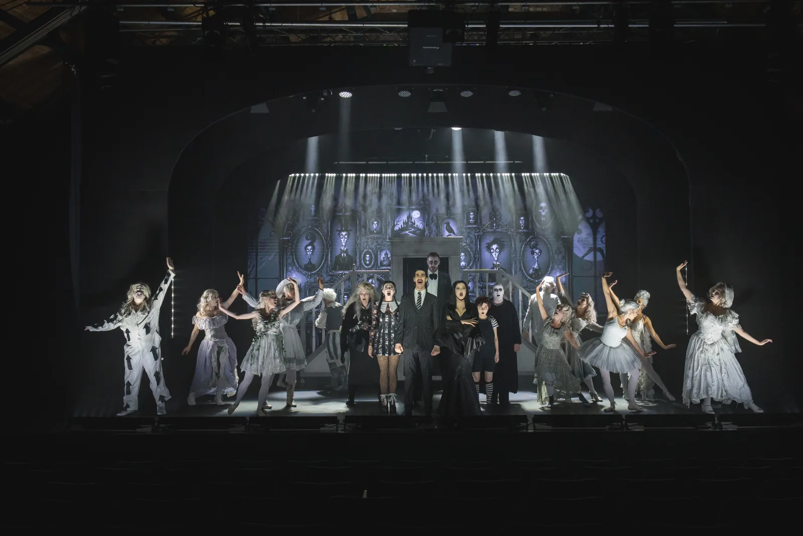 Sound Ideas - The Addams Family